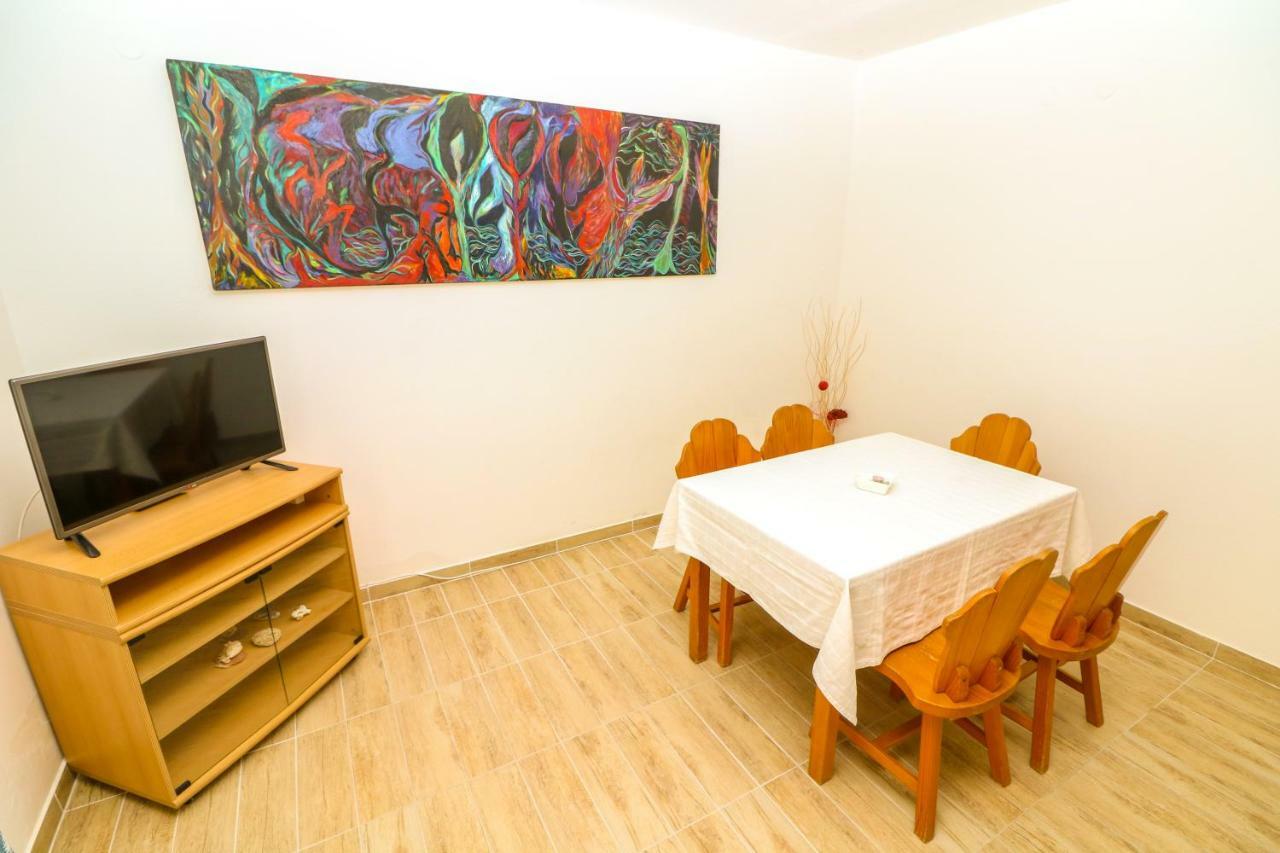 Apartments Reljic With Terrace Baška Exterior foto